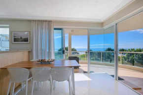 'Oceanview Oasis' Family-Friendly Palm Beach Retreat
